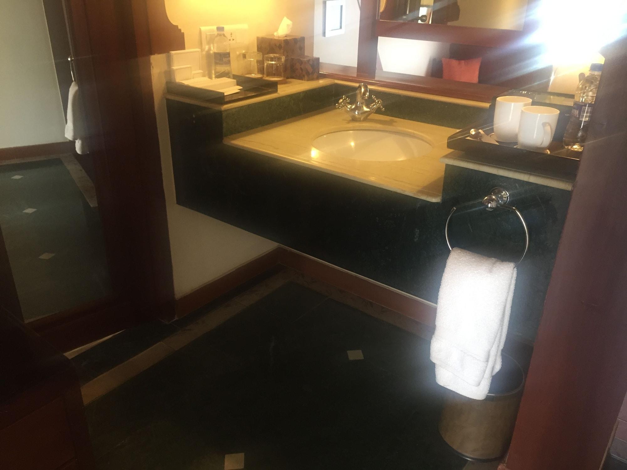 The Leela Kovalam, A Raviz Hotel Thiruvananthapuram Ngoại thất bức ảnh